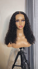 Load and play video in Gallery viewer, Megan (4x4 Kinky Curly)

